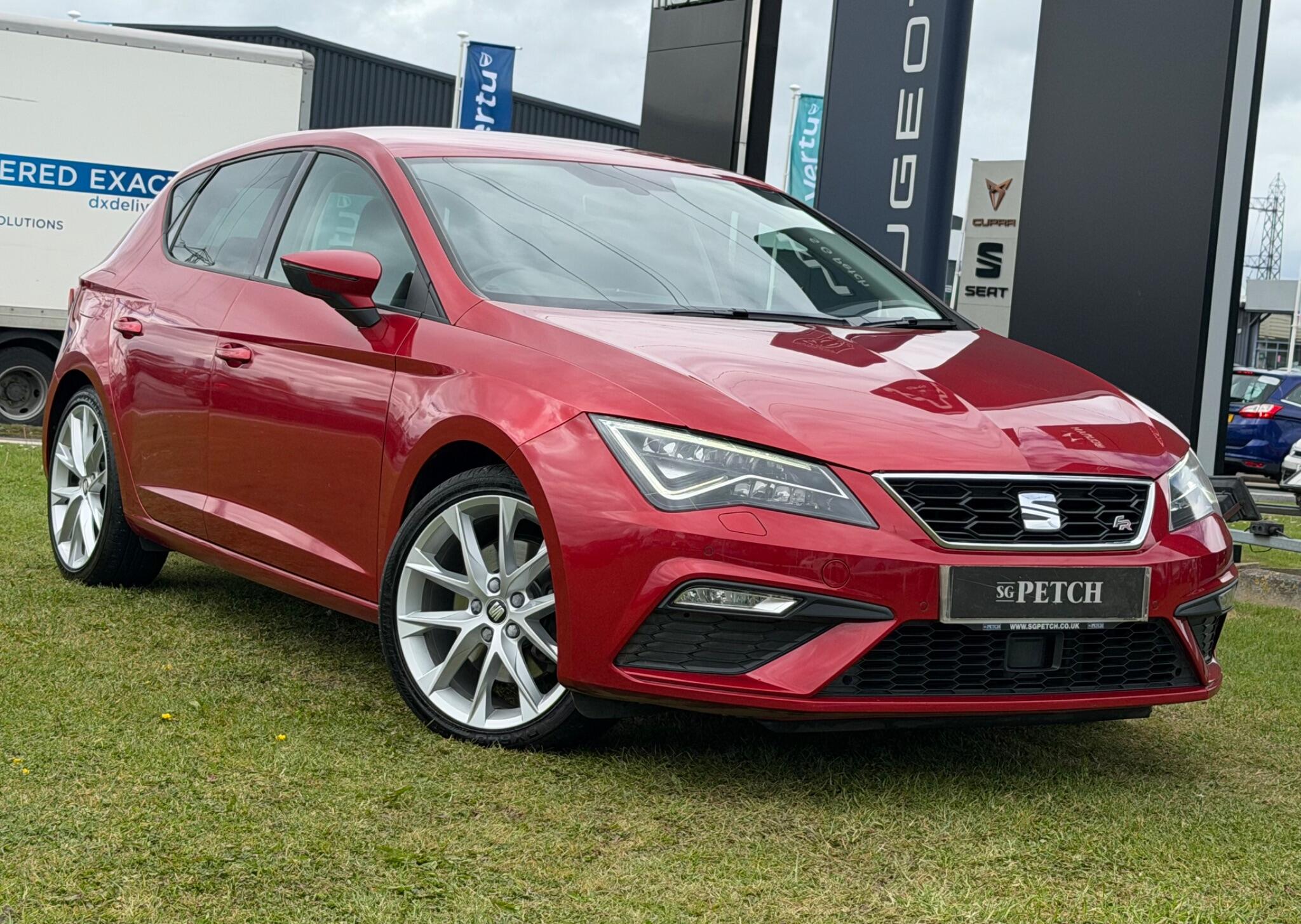2019 seat leon 1.5 tsi evo fr sport dsg euro 6 (s/s) 5dr led headlights+carplay+nav &nbsp; 2019 automatic 58,813 miles petrol £11,995... photo